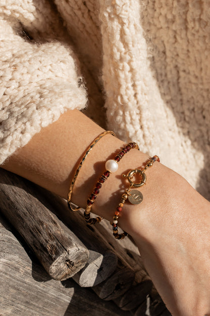 Accumulation bracelets